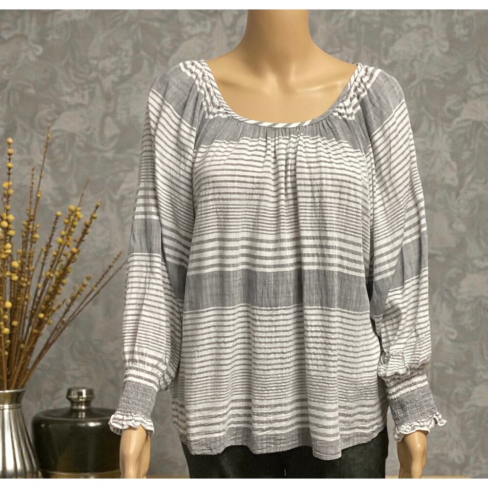Tommy Bahama Lucia striped top gray and white with smocked cuffs size M